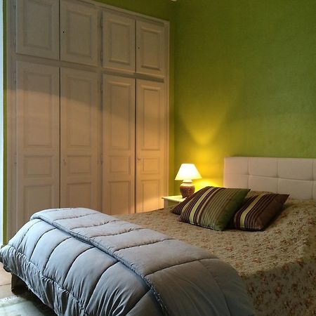 Domaine De Silencenia Bed & Breakfast Louhossoa Dış mekan fotoğraf