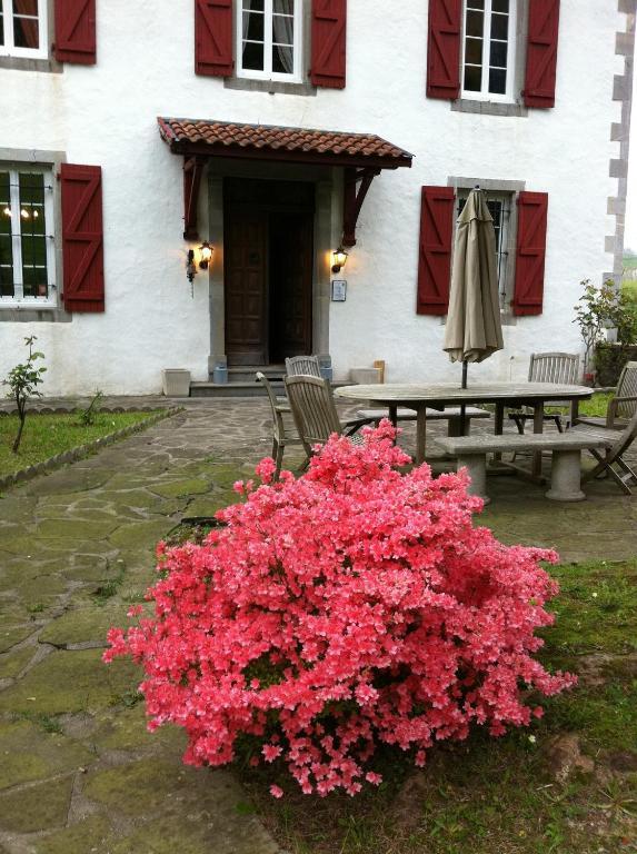 Domaine De Silencenia Bed & Breakfast Louhossoa Dış mekan fotoğraf