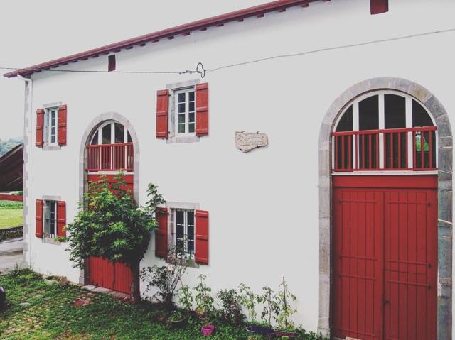 Domaine De Silencenia Bed & Breakfast Louhossoa Dış mekan fotoğraf